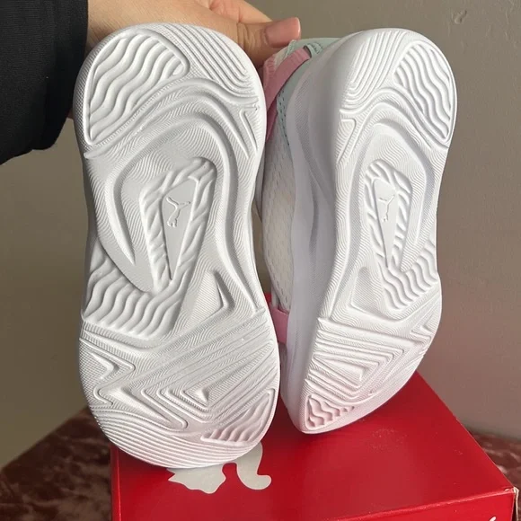 NWT Puma toddler shoes - Picture 5 of 13